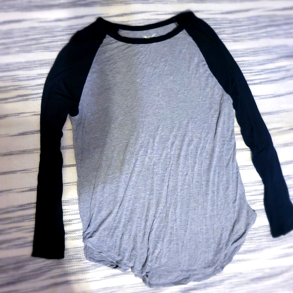 Womens long sleeve shirt